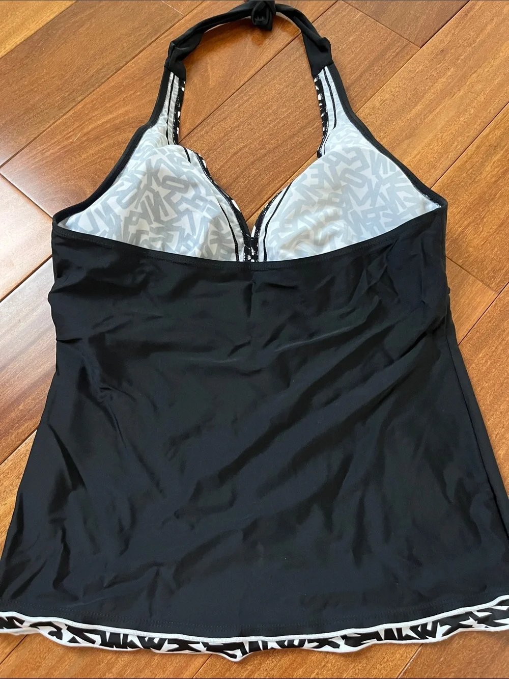 Source Unknown Black Halter Tankini Top with White Contrast Trim